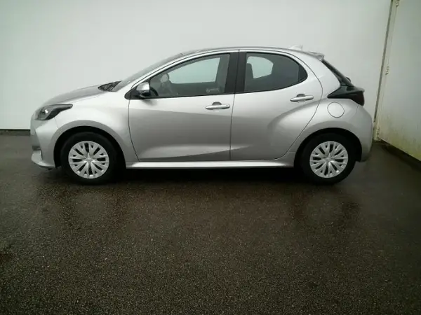 YARIS YARIS